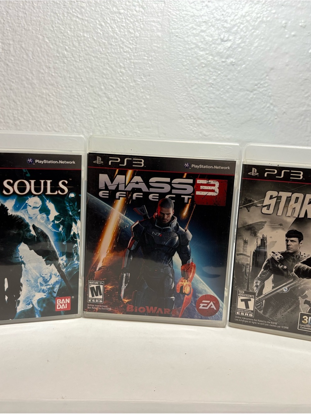 Mass Effect 3 (PS3) Video Game - Black Case